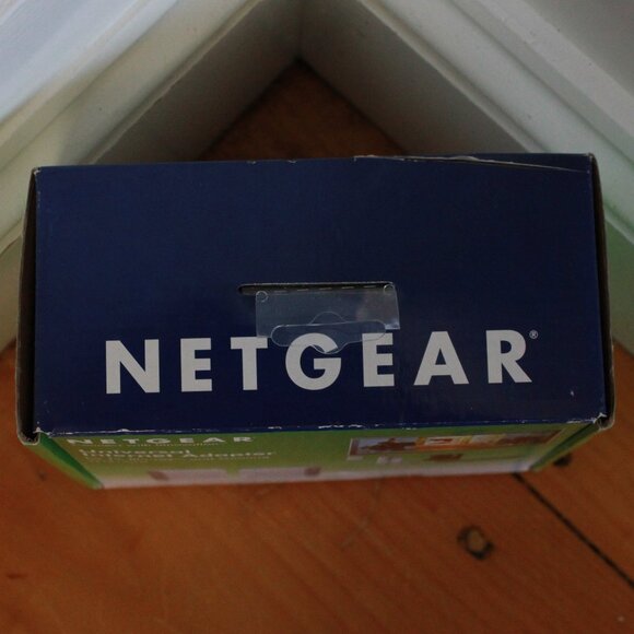 Netgear Universal Internet Adapter XETB10GM - Picture 6 of 9
